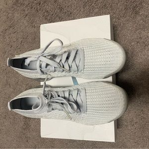 Women’s Nike air vapormax